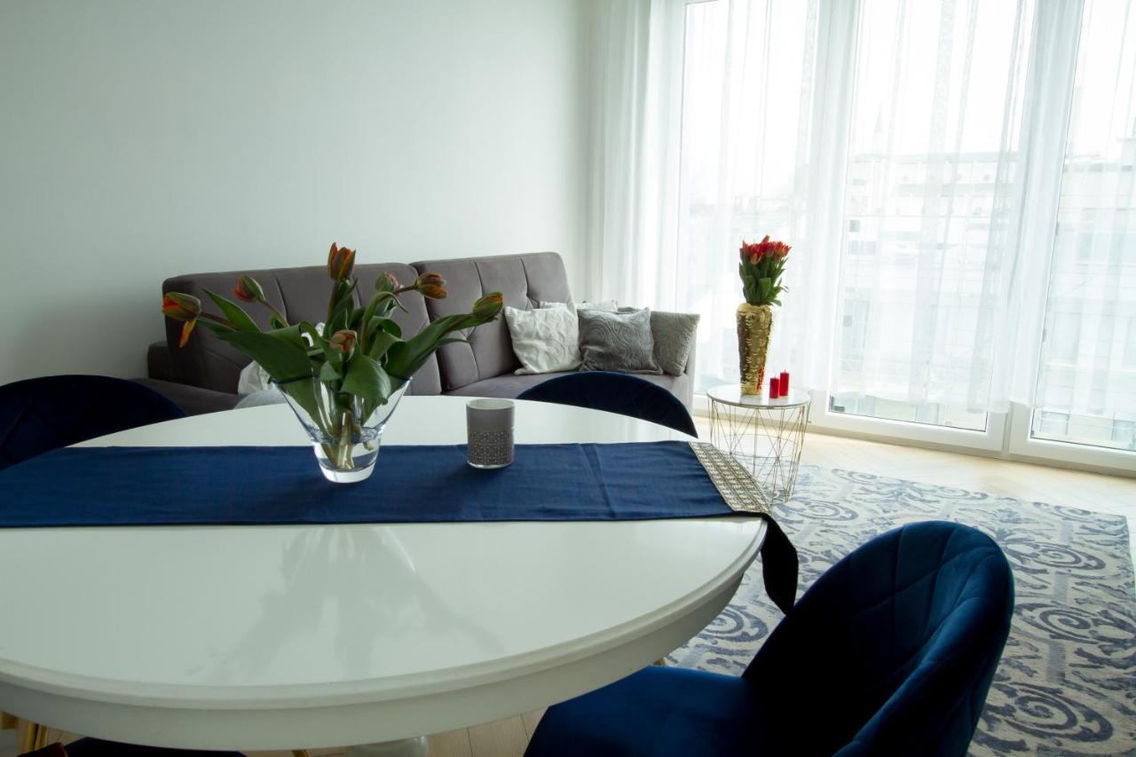 Nowy Apartment Przy Placu Szembeka وارسو المظهر الخارجي الصورة