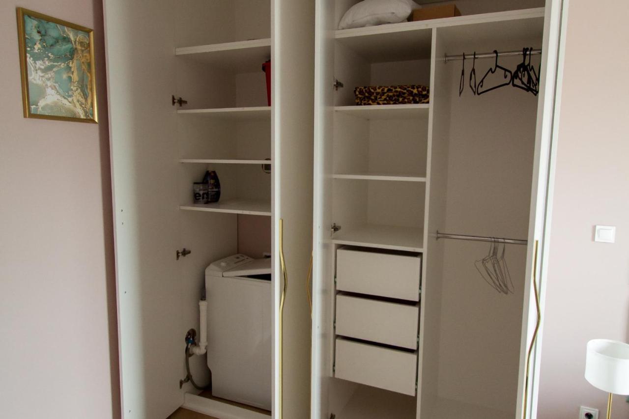 Nowy Apartment Przy Placu Szembeka وارسو المظهر الخارجي الصورة